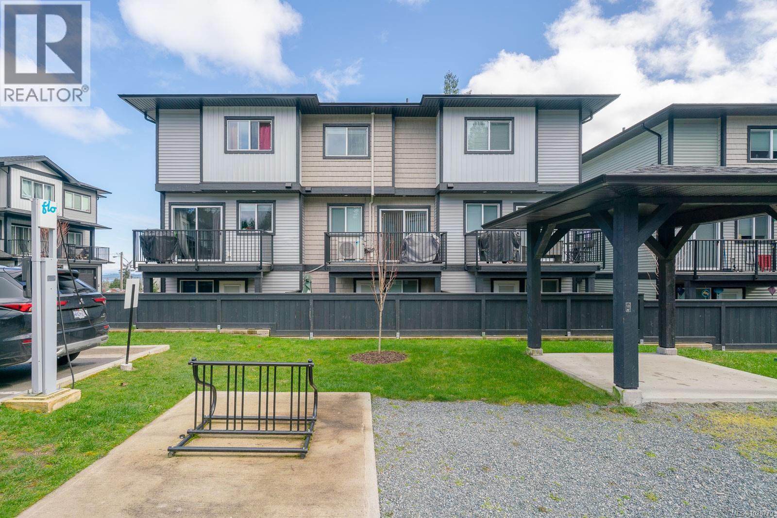 #126 600 NINTH ST - 23