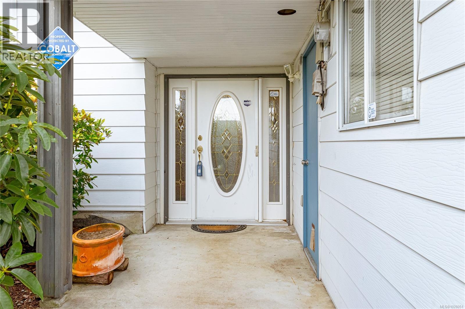 3162 SUNSET DR - Image 2