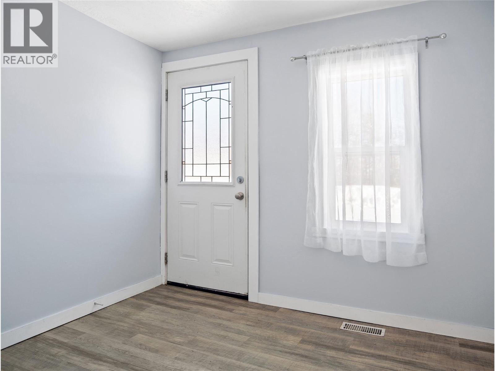 9033 ELWOOD DRIVE - 26