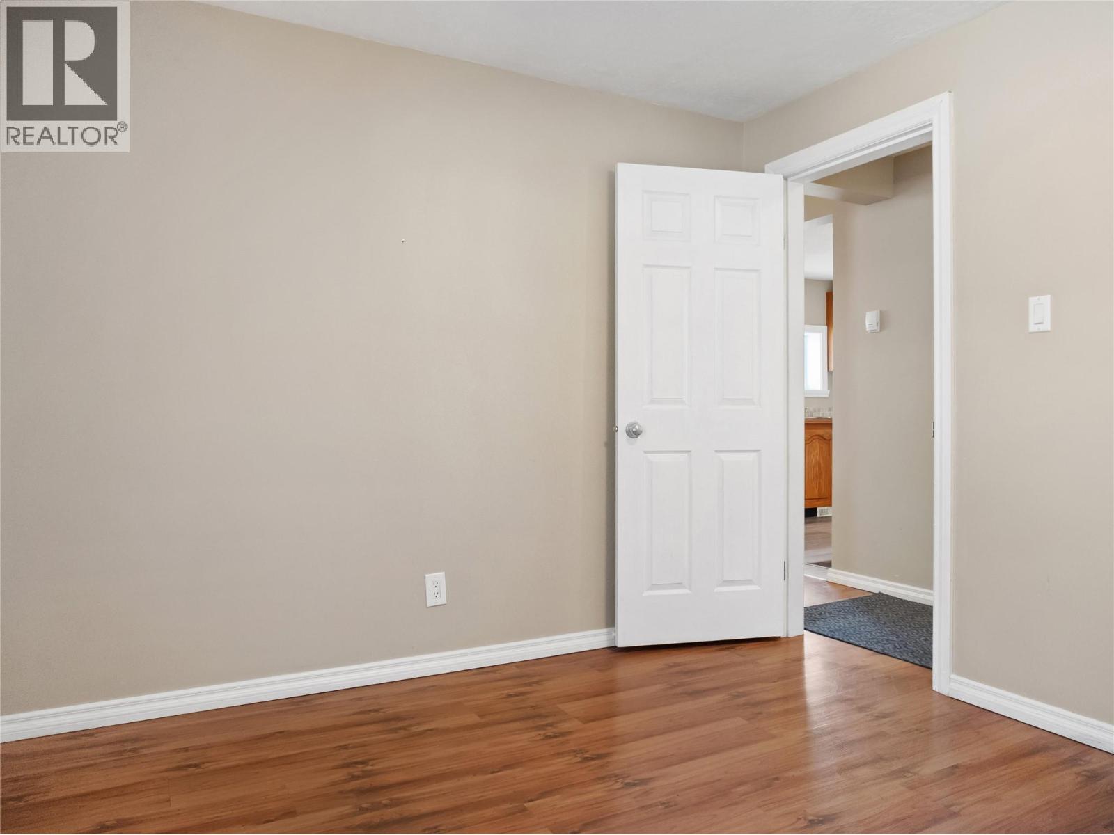 9033 ELWOOD DRIVE - 22