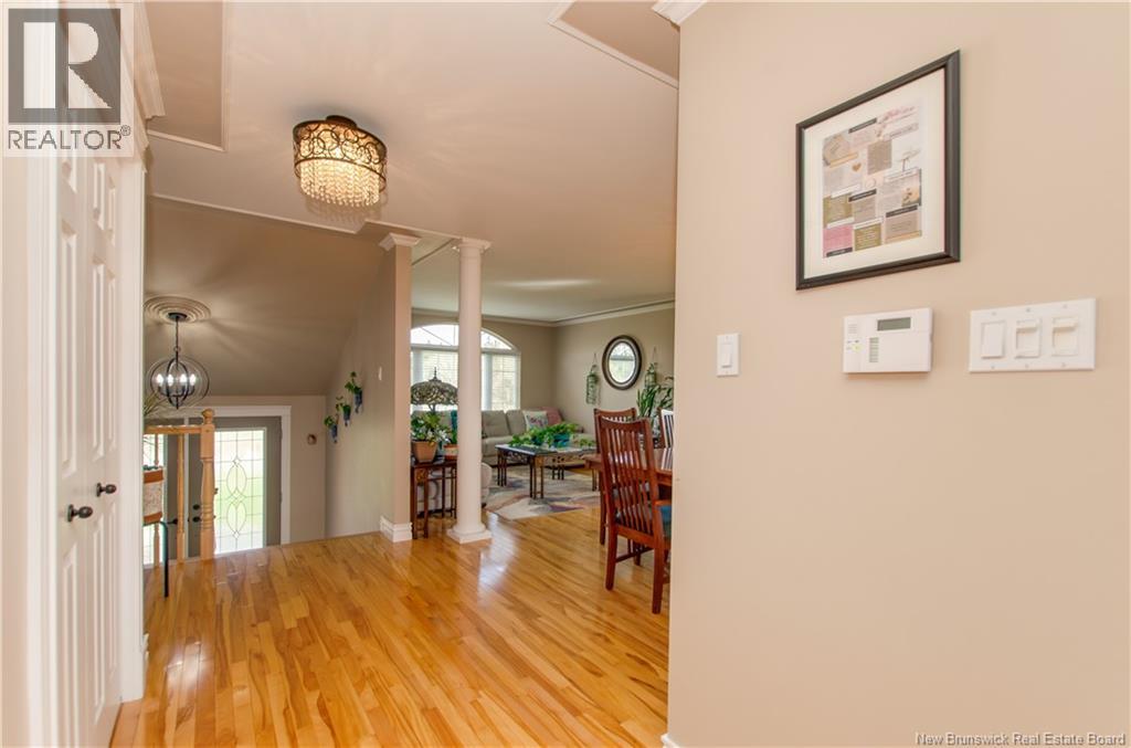 717 Royal Oaks Boulevard - 10