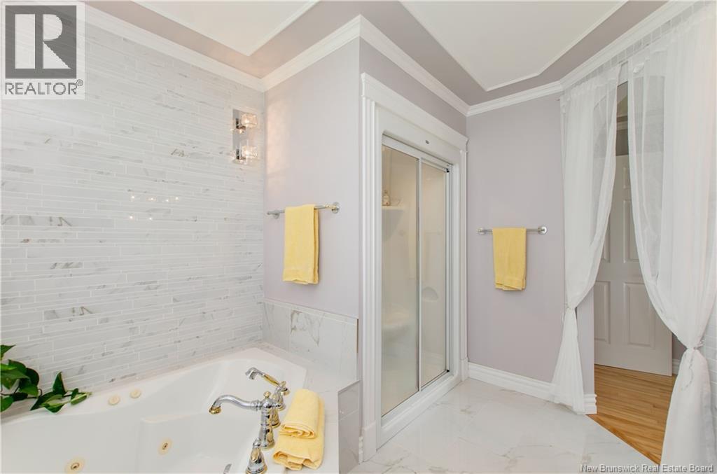 717 Royal Oaks Boulevard - 32