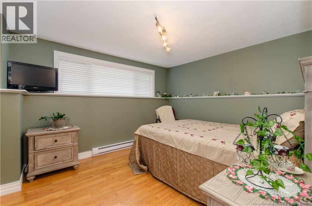 717 Royal Oaks Boulevard - 44