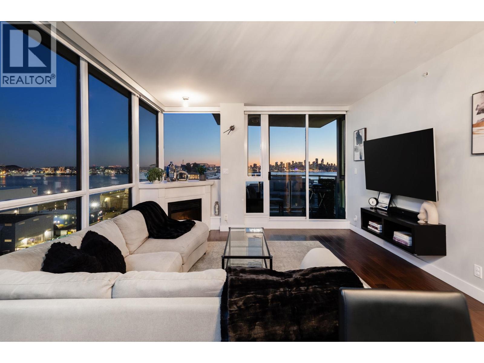 1603 188 ESPLANADE Street - photo 2