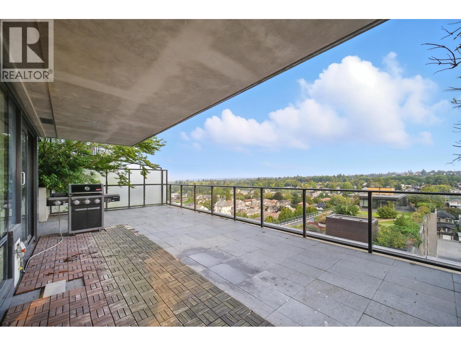 1502 8588 CORNISH Street - photo 2