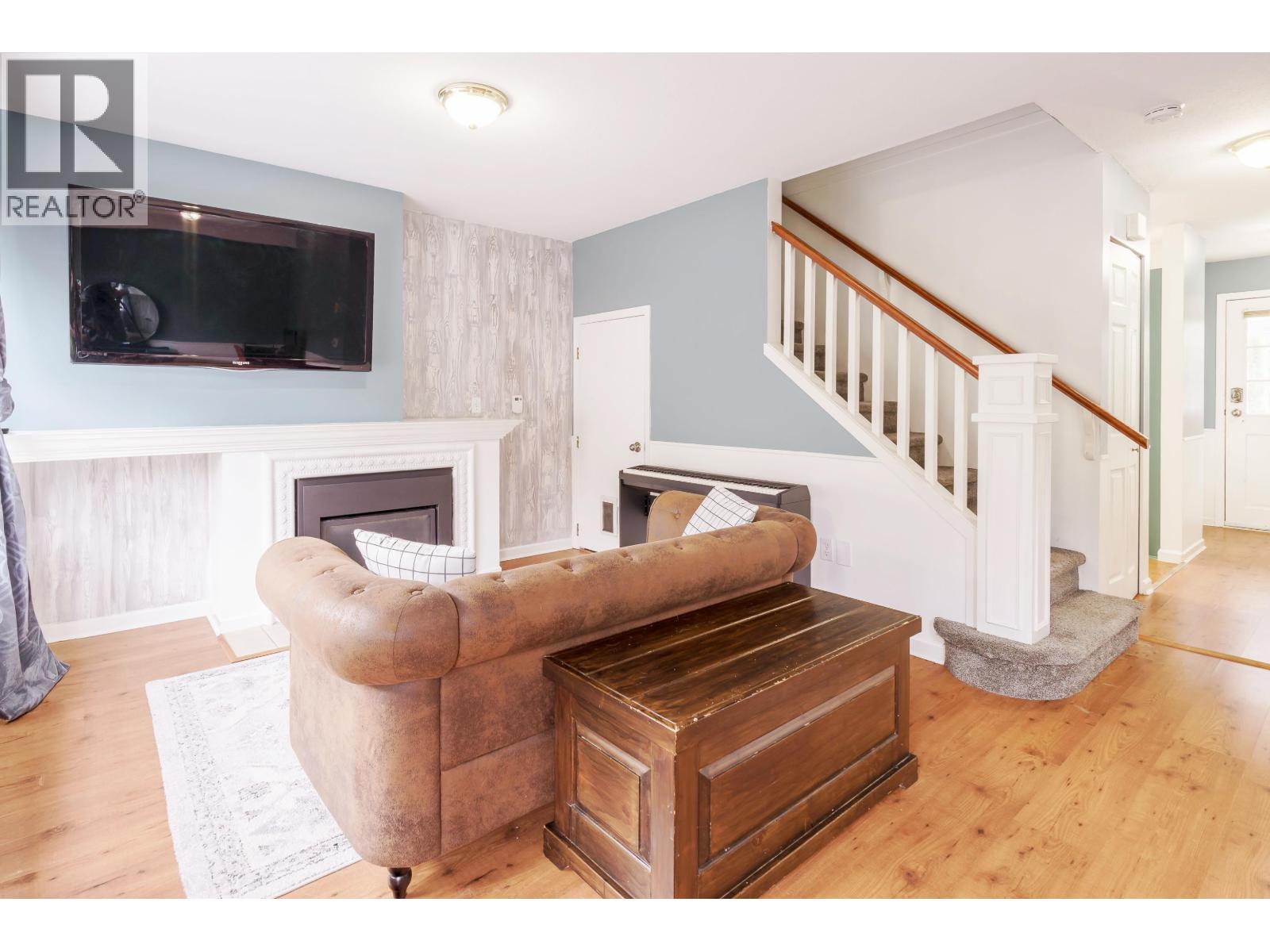 32 12099 237 STREET, Maple Ridge