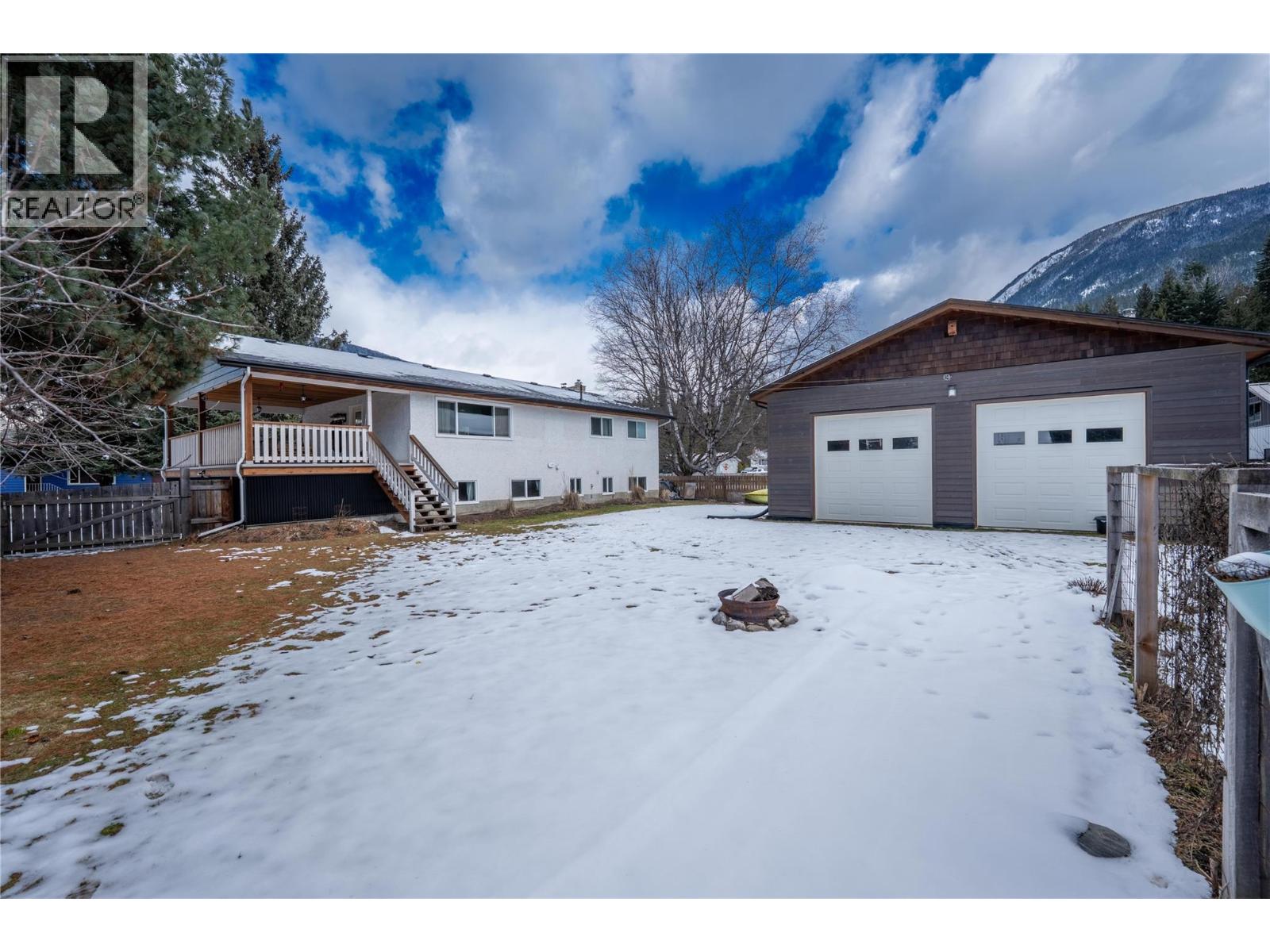 1721 Dogwood Drive, Revelstoke