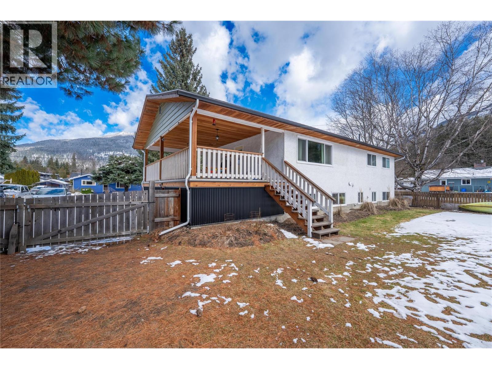 1721 Dogwood Drive, Revelstoke