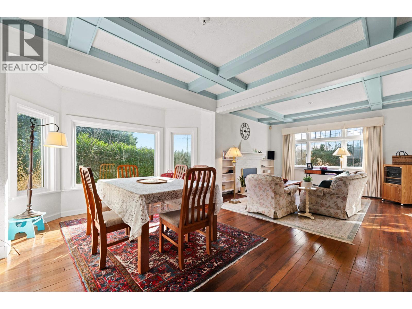 1376 11TH STREET, West Vancouver