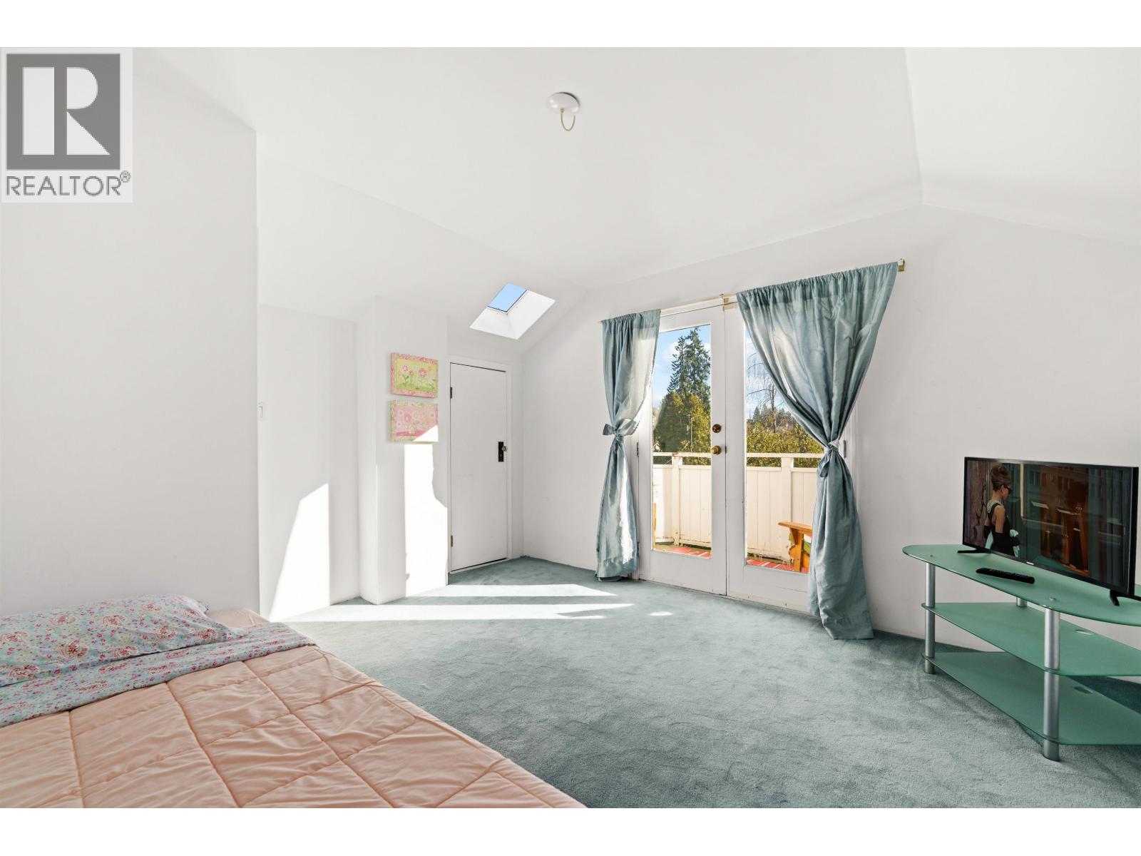 1376 11TH STREET, West Vancouver