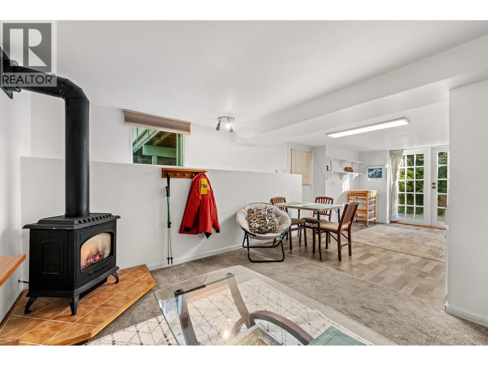 1376 11TH STREET, West Vancouver