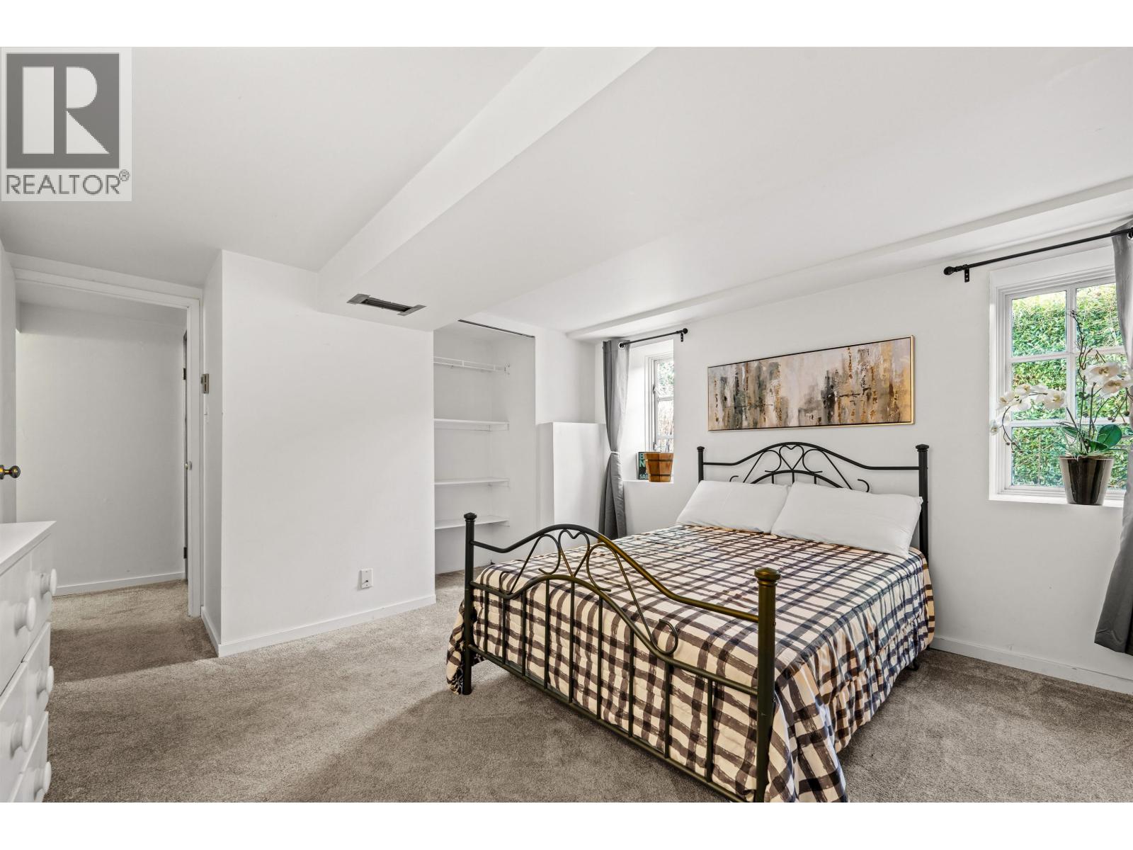 1376 11TH STREET, West Vancouver