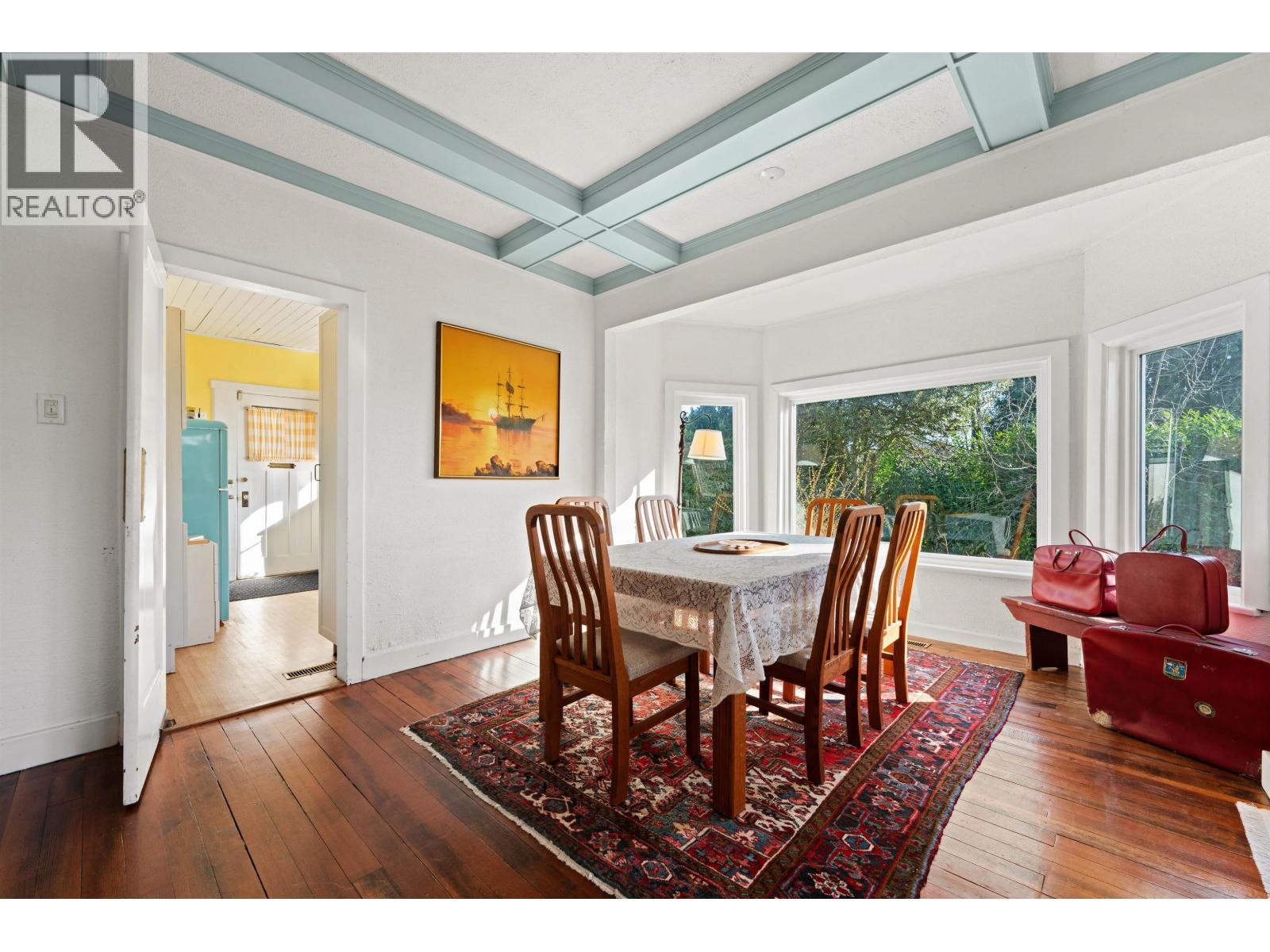 1376 11TH STREET, West Vancouver