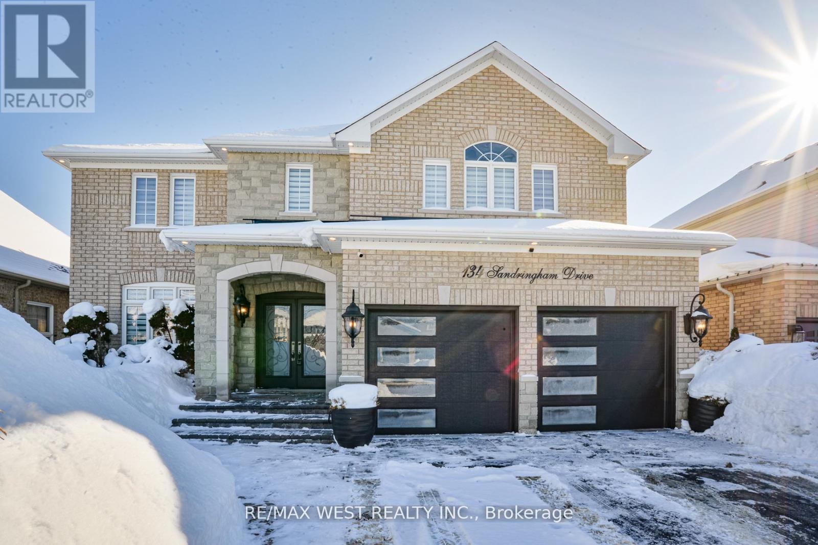 134 SANDRINGHAM DRIVE - 1