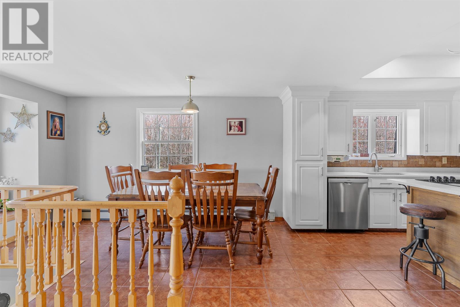 1331 HOWLAN ROAD - 11