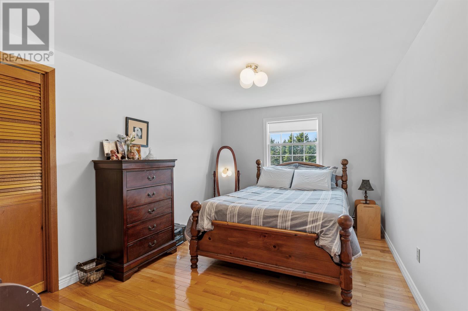 1331 HOWLAN ROAD - 16