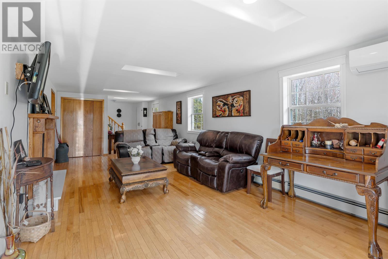 1331 HOWLAN ROAD - 28