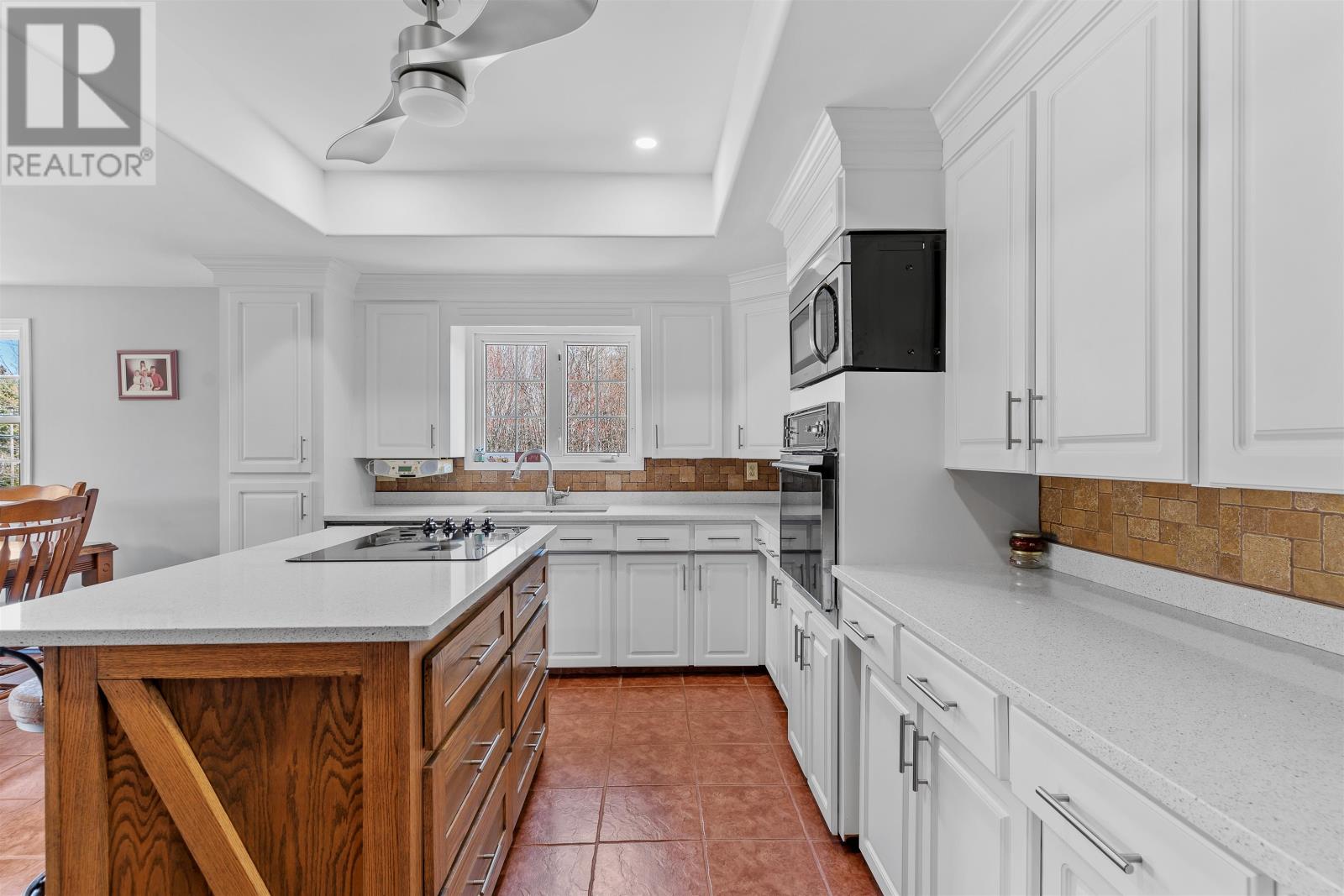 1331 HOWLAN ROAD - 9