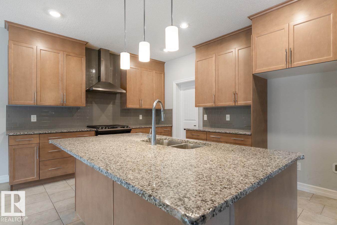1424 29 ST NW - 12