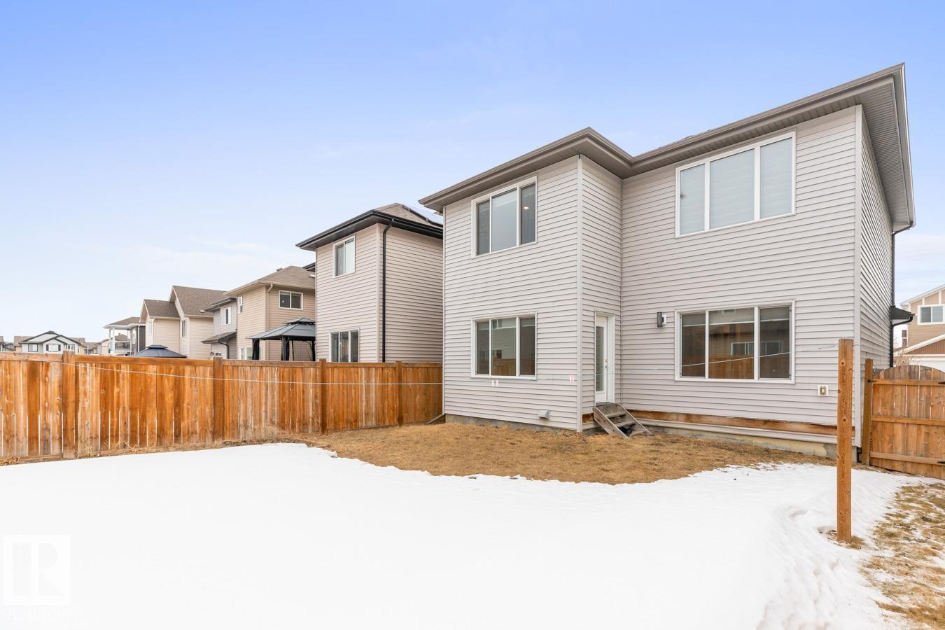 1424 29 ST NW - 44