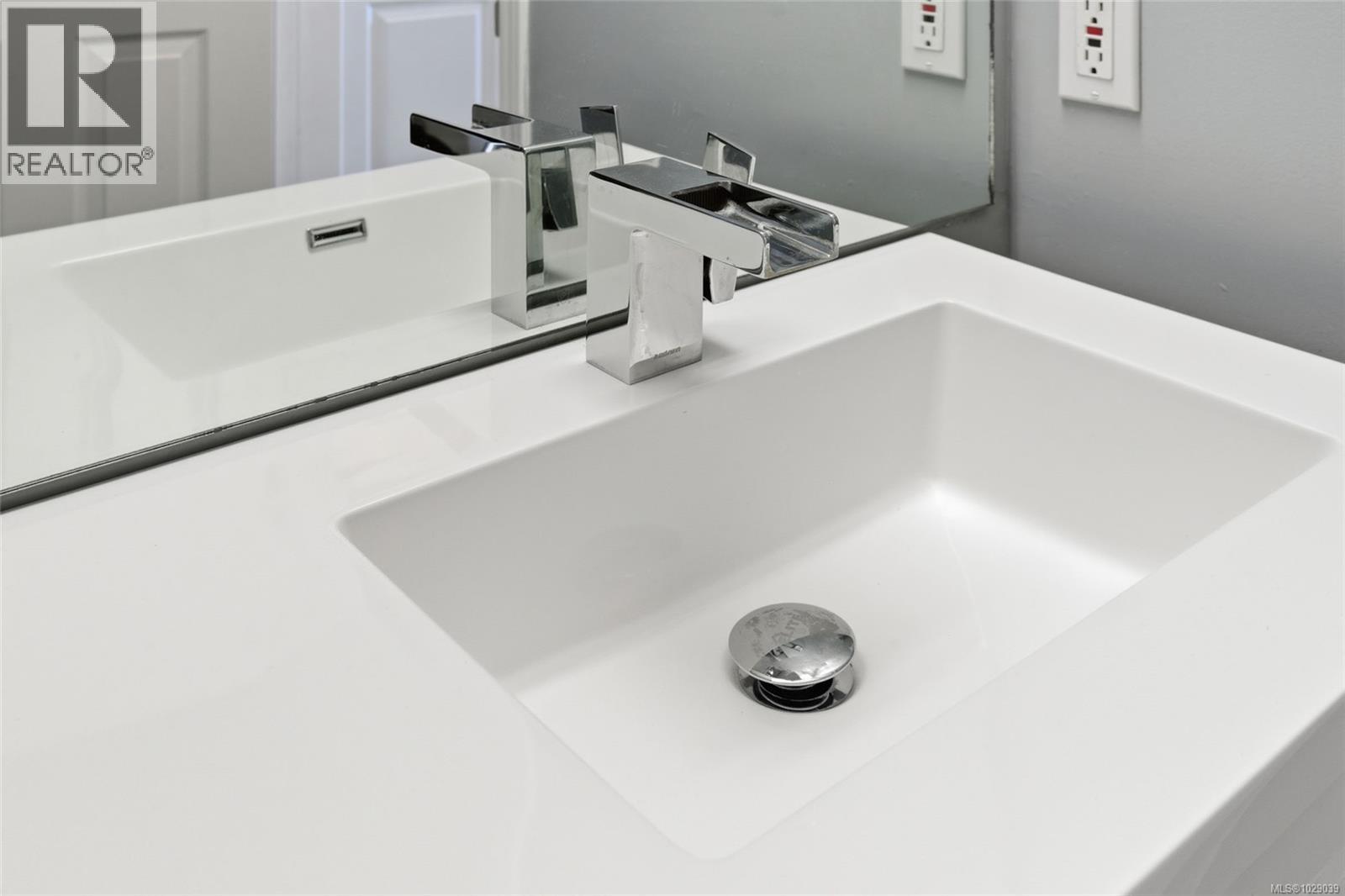 #410 1631 DUFFERIN CRES - 36