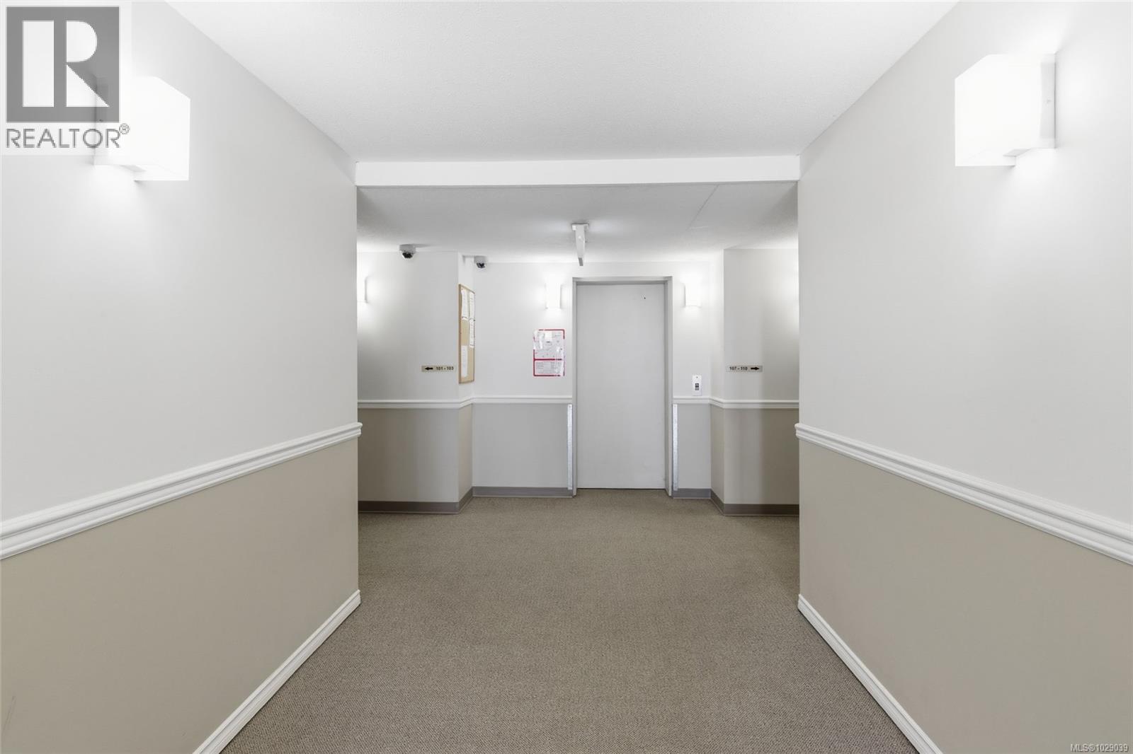 #410 1631 Dufferin Cres - 44