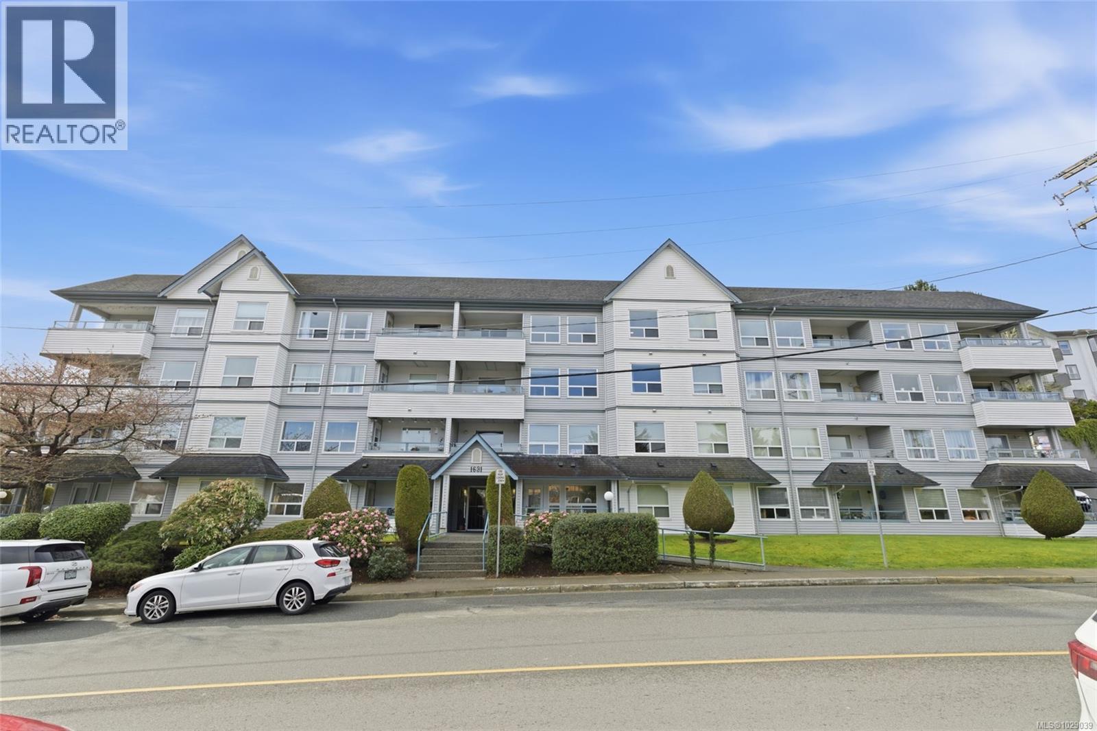 #410 1631 Dufferin Cres - 46