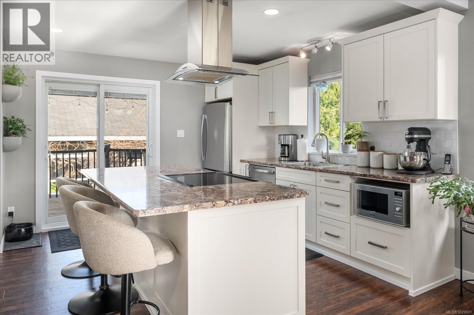 2121 LEXINGTON PL - 11