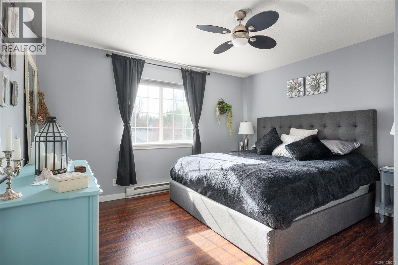 2121 LEXINGTON PL - 21