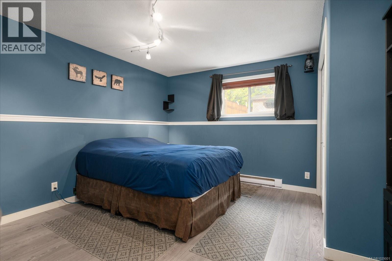 2121 LEXINGTON PL - 33