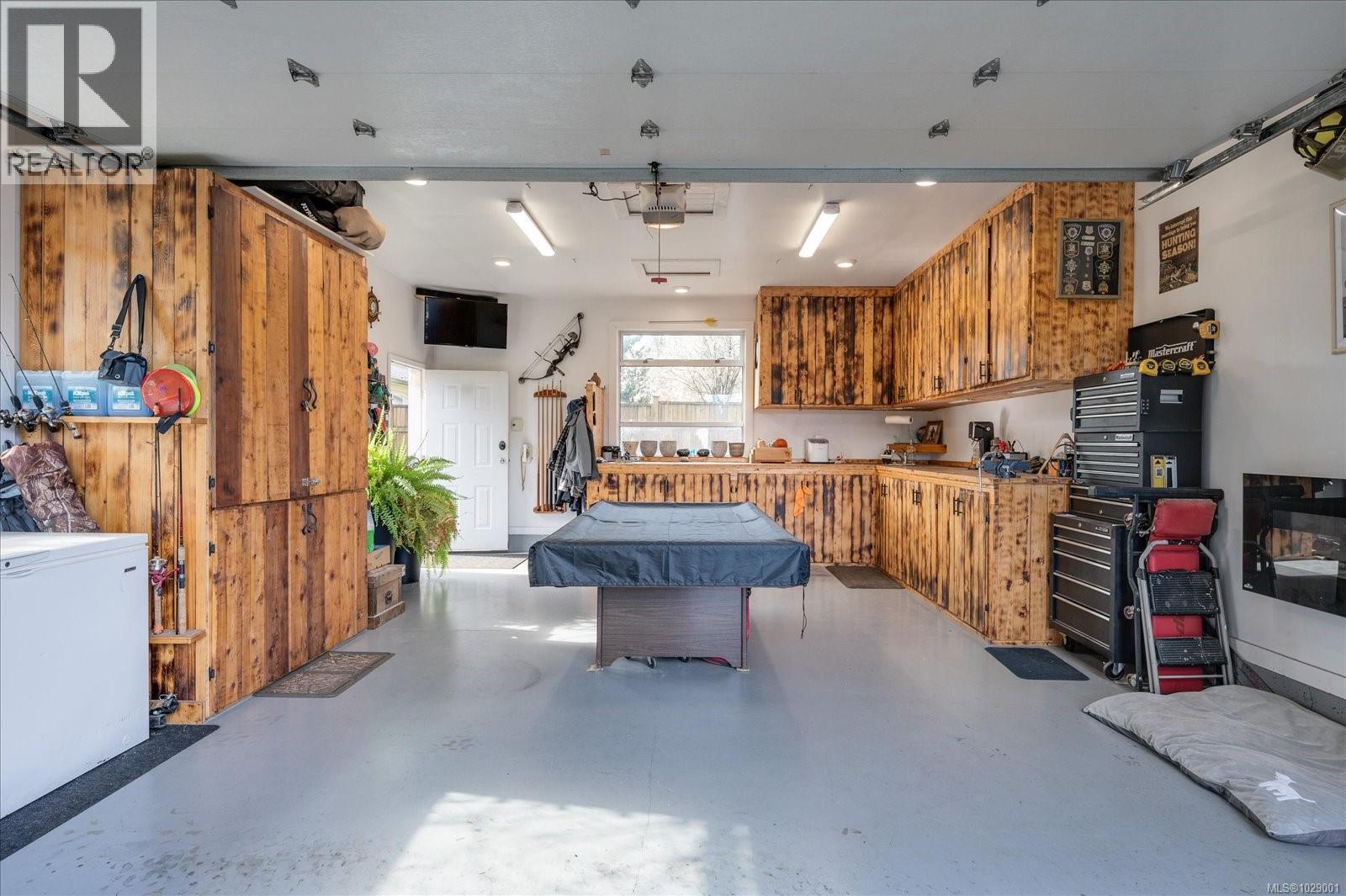 2121 LEXINGTON PL - 44