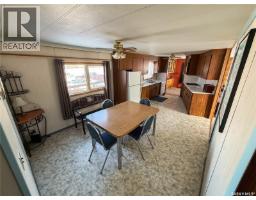 4pc Bathroom - 201 - 203 4th Avenue, Climax, SK S0N0N0 Photo 7