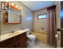 201 - 203 4th Avenue, Climax, SK S0N0N0 Photo 37