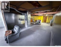 3pc Ensuite bath - 201 - 203 4th Avenue, Climax, SK S0N0N0 Photo 10