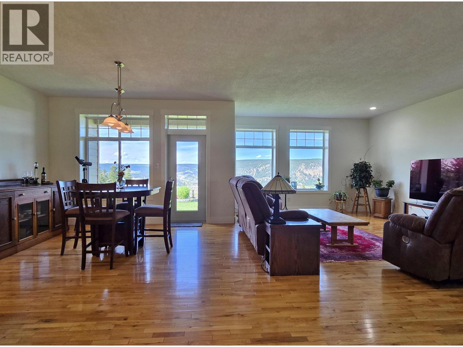 506 TAMARACK ROAD - 12