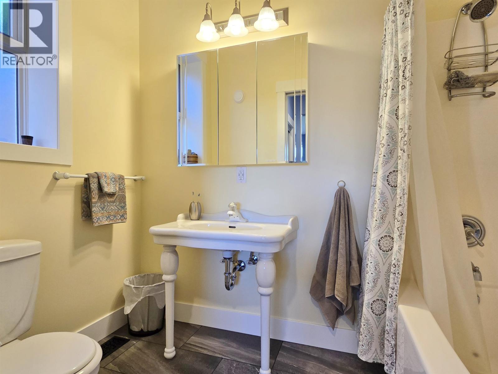 506 TAMARACK ROAD - 21