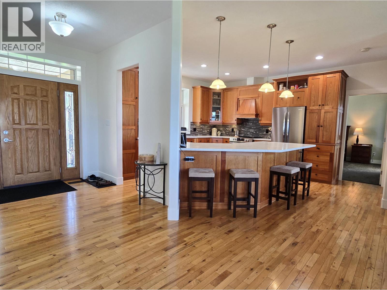 506 TAMARACK ROAD - 8