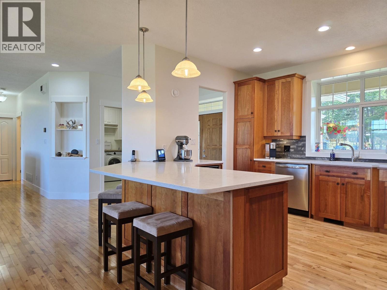 506 TAMARACK ROAD - 9