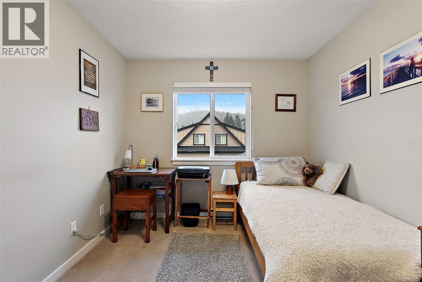  3389 Piper Road, Langford