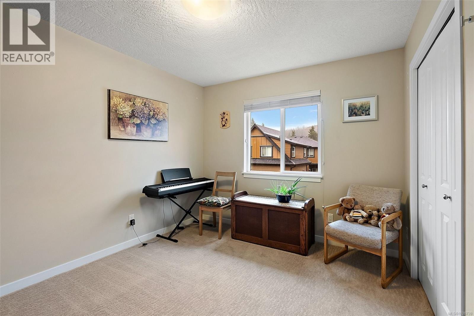  3389 Piper Road, Langford