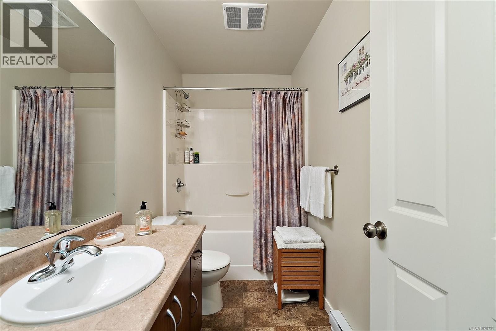  3389 Piper Road, Langford