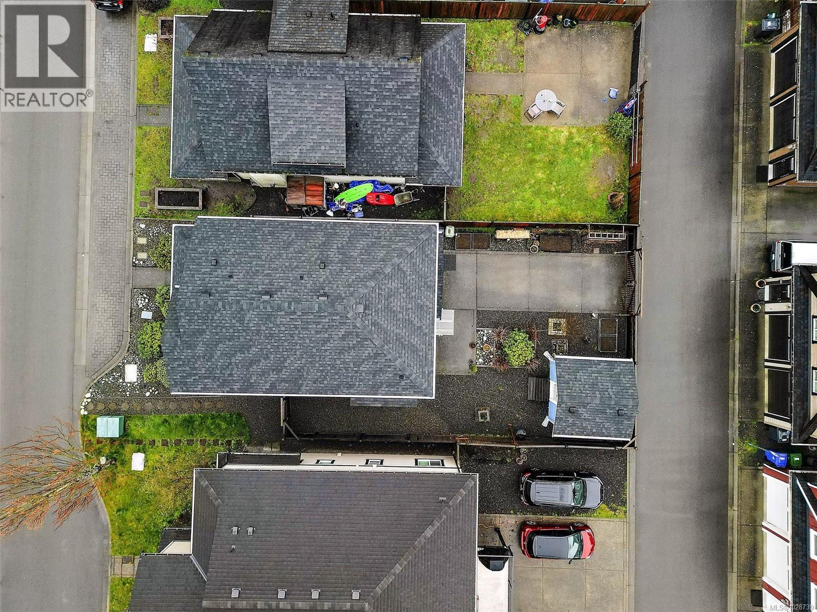  3389 Piper Road, Langford