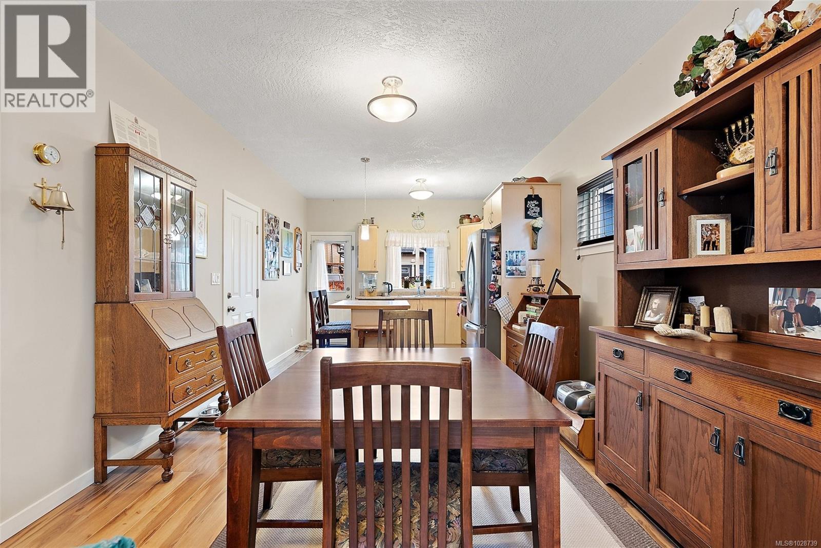 3389 Piper Rd - 9