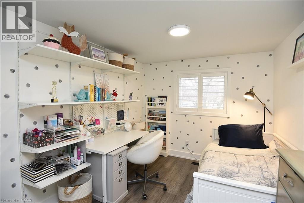 #8 1221 DUNDIX ROAD - 33