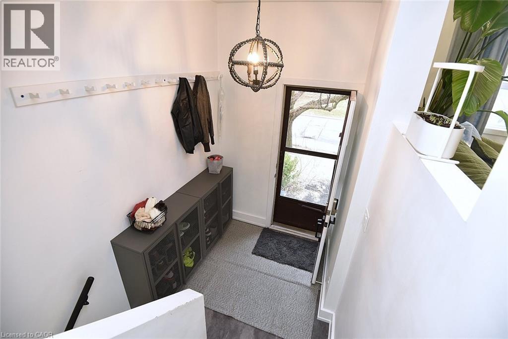 #8 1221 DUNDIX ROAD - 5