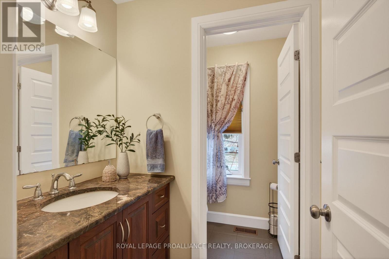 1239 ATKINSON STREET - 10