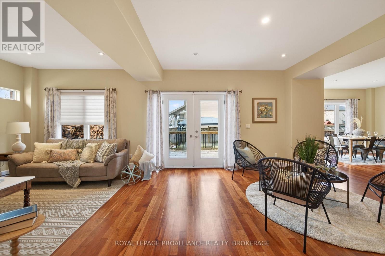 1239 ATKINSON STREET - 11