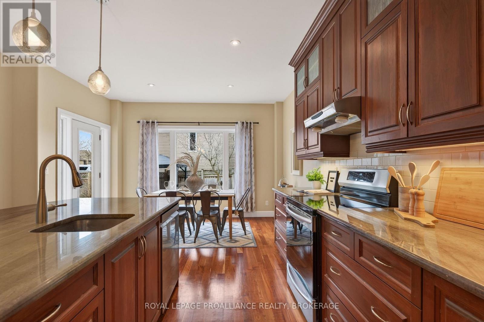 1239 ATKINSON STREET - 16