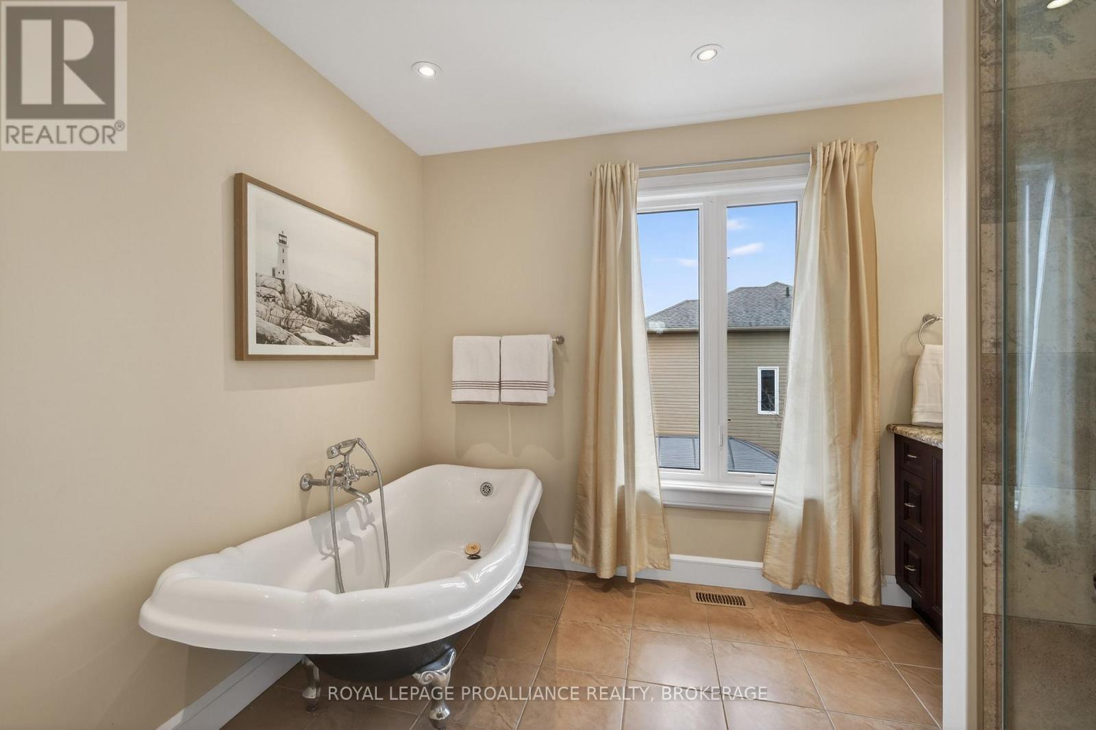 1239 ATKINSON STREET - 31