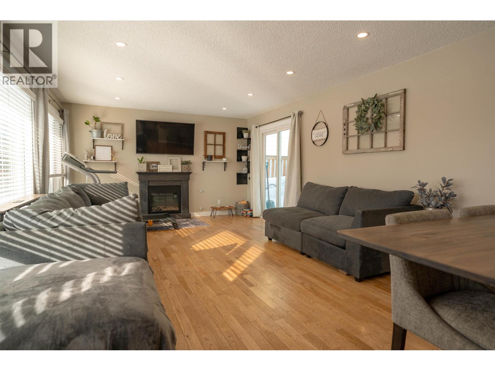 9003 89 STREET, Fort St. John